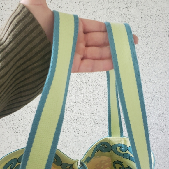 New Large Brighton A Winter's Love Tote. - Picture 14 of 16